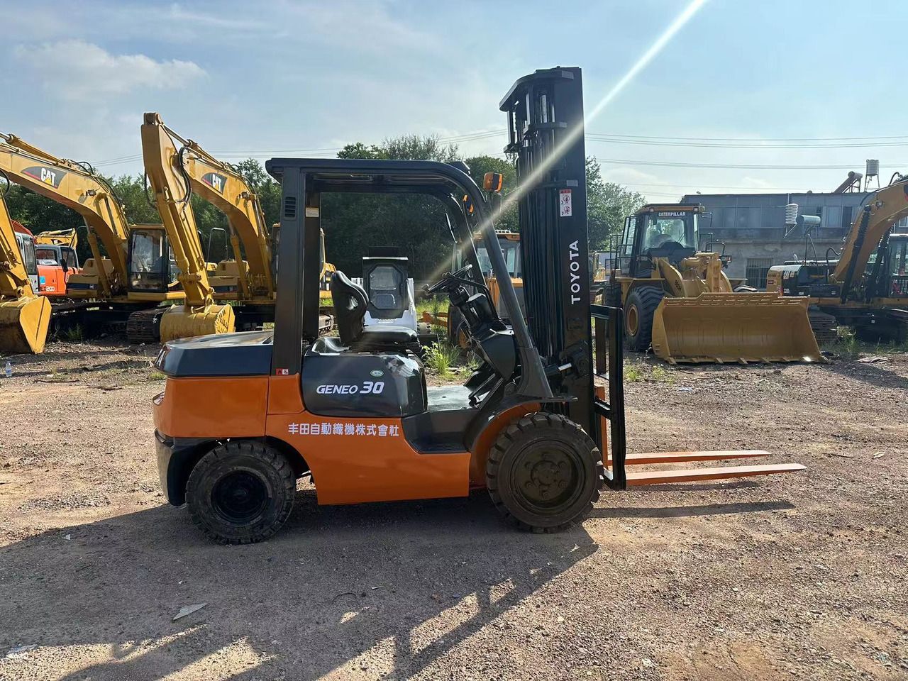TOYOTA GENEO30 forklift - Diesel forklift: picture 1 TOYOTA GENEO30 forklift - Diesel forklift: picture 1