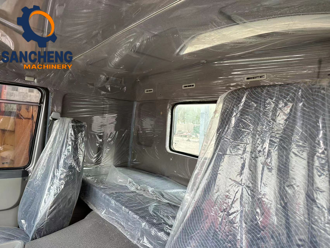 Tractor unit Sinotruk HOWO 380hp 6x4 tractor: picture 7 Tractor unit Sinotruk HOWO 380hp 6x4 tractor: picture 7