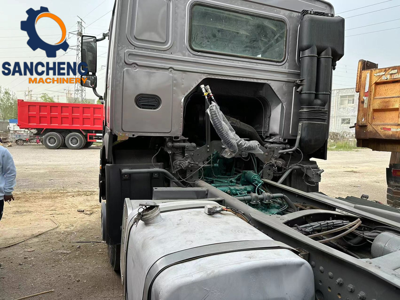 Tractor unit Sinotruk HOWO 380hp 6x4 tractor: picture 6 Tractor unit Sinotruk HOWO 380hp 6x4 tractor: picture 6