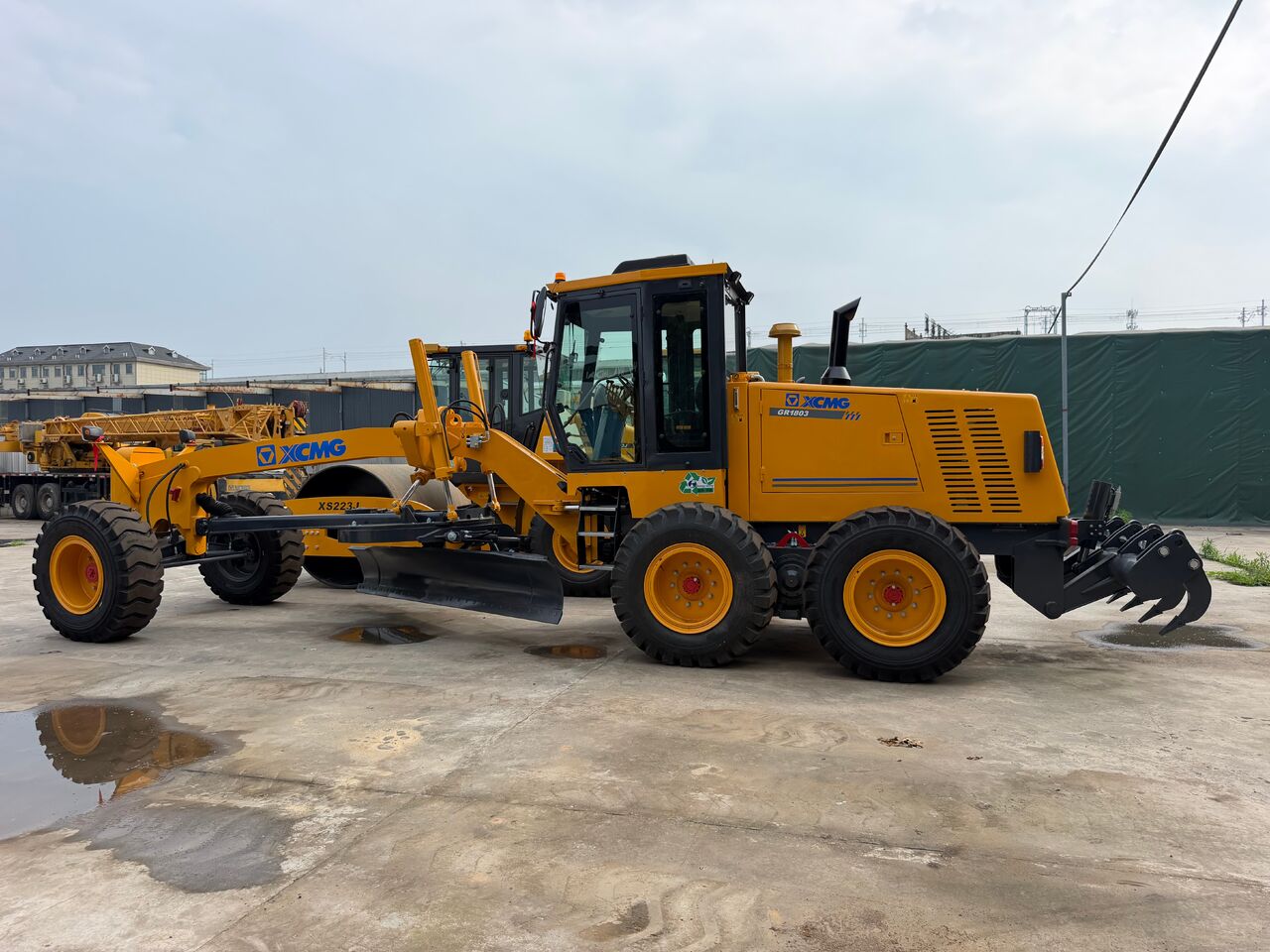 XCMG GR1803 - Grader: picture 2 XCMG GR1803 - Grader: picture 2