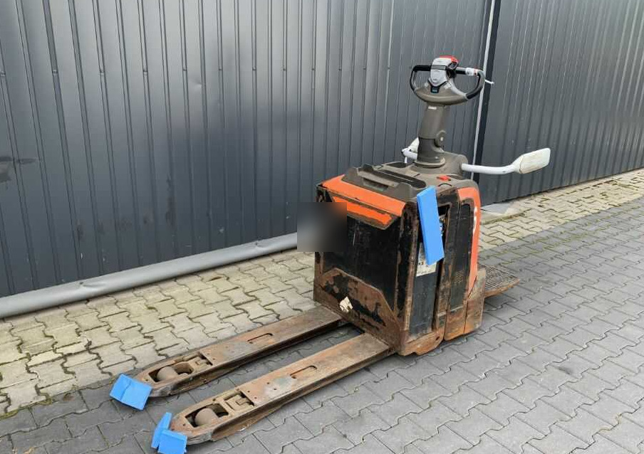 BT LPE200 - Pallet truck: picture 1 BT LPE200 - Pallet truck: picture 1