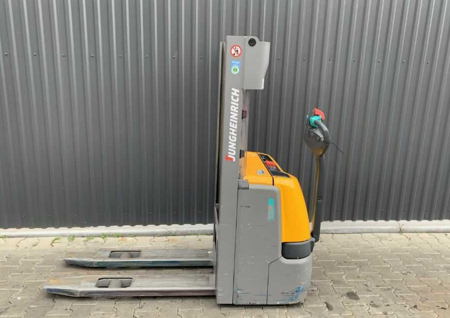 Jungheinrich EJC112 - Stacker: picture 2 Jungheinrich EJC112 - Stacker: picture 2