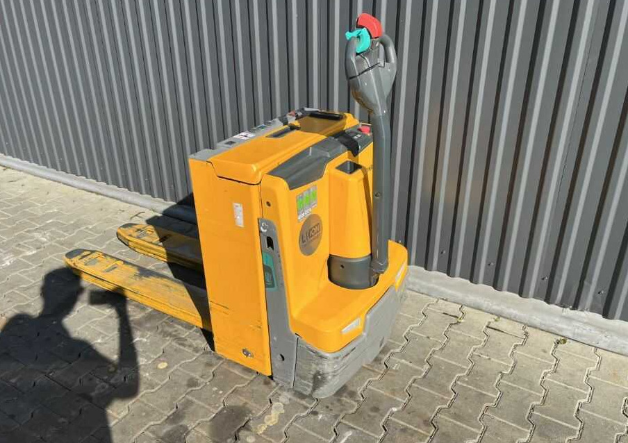 Jungheinrich EJC20 - Pallet truck: picture 3 Jungheinrich EJC20 - Pallet truck: picture 3