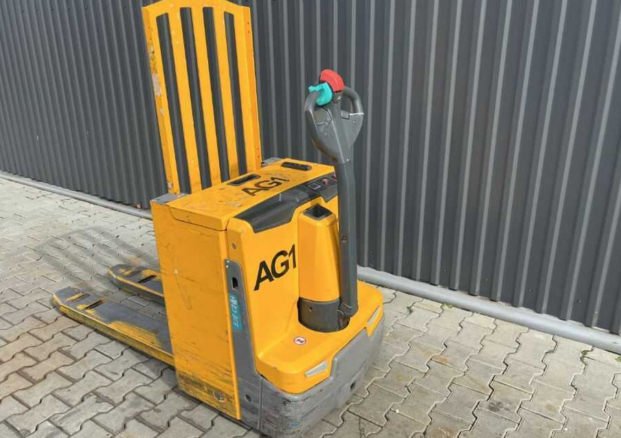 Jungheinrich EJEC20 - Pallet truck: picture 3 Jungheinrich EJEC20 - Pallet truck: picture 3