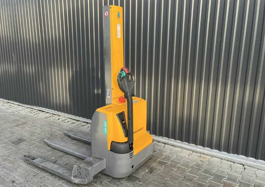 Jungheinrich EMCB10 - Stacker: picture 3 Jungheinrich EMCB10 - Stacker: picture 3
