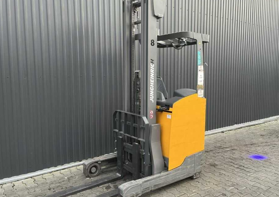 Jungheinrich ETV110 - Reach truck: picture 1 Jungheinrich ETV110 - Reach truck: picture 1