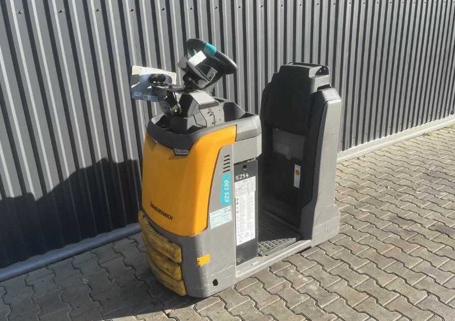 Jungheinrich EZS130 - Tow tractor: picture 1 Jungheinrich EZS130 - Tow tractor: picture 1