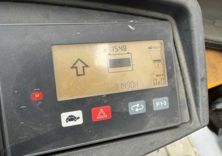 Jungheinrich EZS570 - Tow tractor: picture 5 Jungheinrich EZS570 - Tow tractor: picture 5