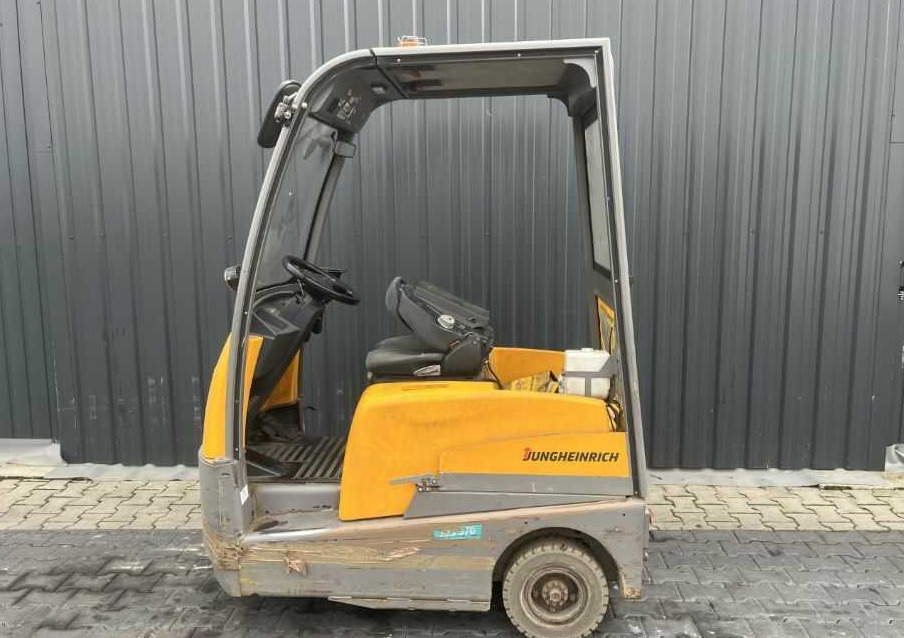 Jungheinrich EZS570 - Tow tractor: picture 2 Jungheinrich EZS570 - Tow tractor: picture 2
