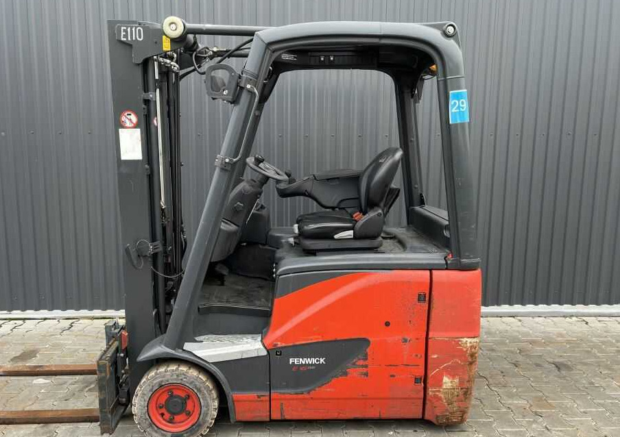 Linde E16H-02 - Electric forklift: picture 4 Linde E16H-02 - Electric forklift: picture 4
