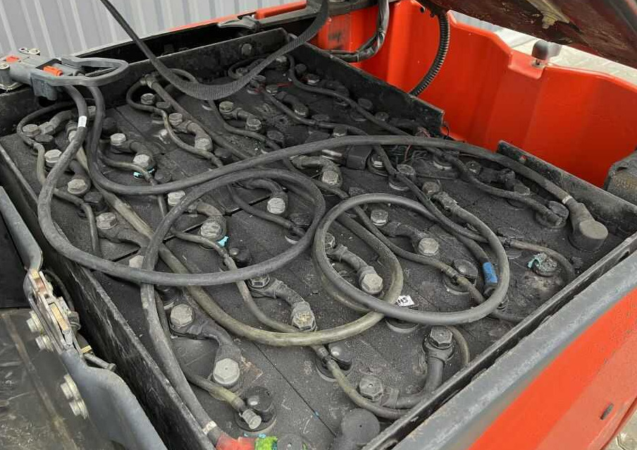Linde E16H-02 - Electric forklift: picture 2 Linde E16H-02 - Electric forklift: picture 2