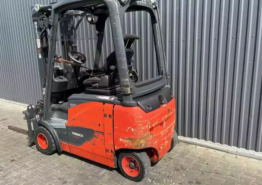 Linde E20PH-02 - Electric forklift: picture 3 Linde E20PH-02 - Electric forklift: picture 3