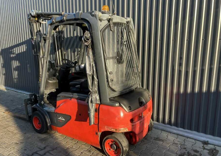 Linde E20PL-02 - Electric forklift: picture 3 Linde E20PL-02 - Electric forklift: picture 3