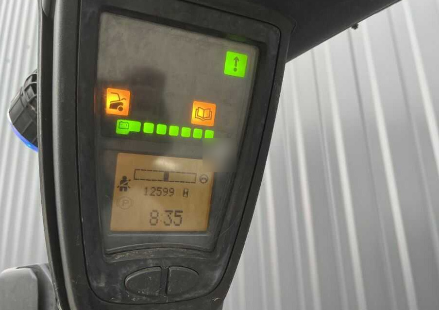 Electric forklift Linde E25L-01: picture 6