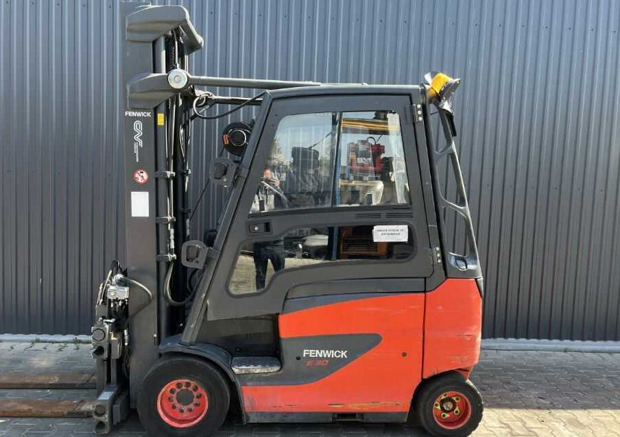Linde E30H-01/600 - Electric forklift: picture 2 Linde E30H-01/600 - Electric forklift: picture 2