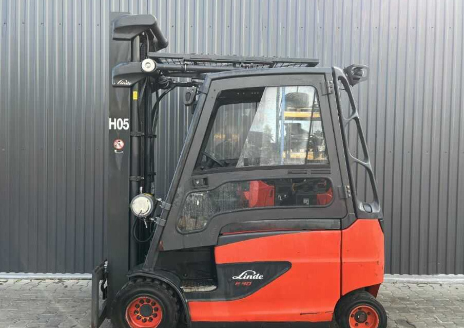 Linde E30HL-01/600 - Electric forklift: picture 2 Linde E30HL-01/600 - Electric forklift: picture 2