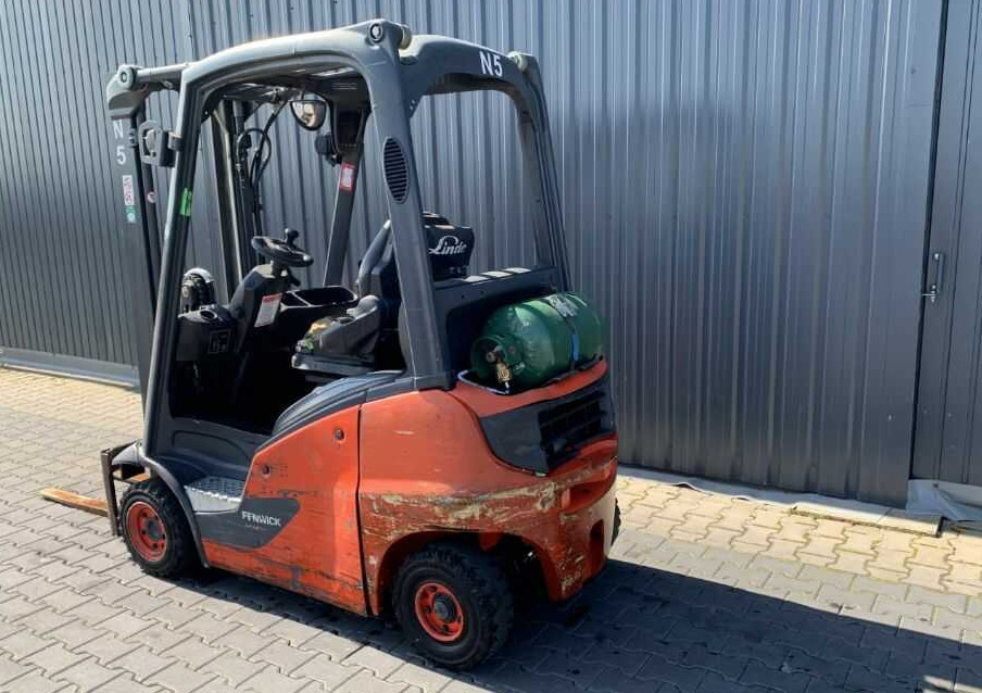 Linde H14T-01 - LPG forklift: picture 3 Linde H14T-01 - LPG forklift: picture 3
