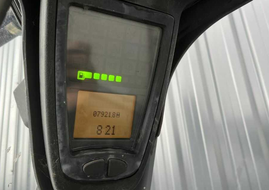 LPG forklift Linde H16T-01: picture 6