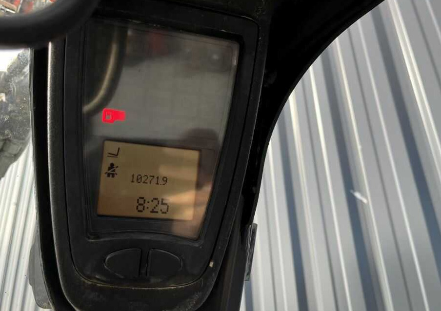 LPG forklift Linde H20T-01: picture 6