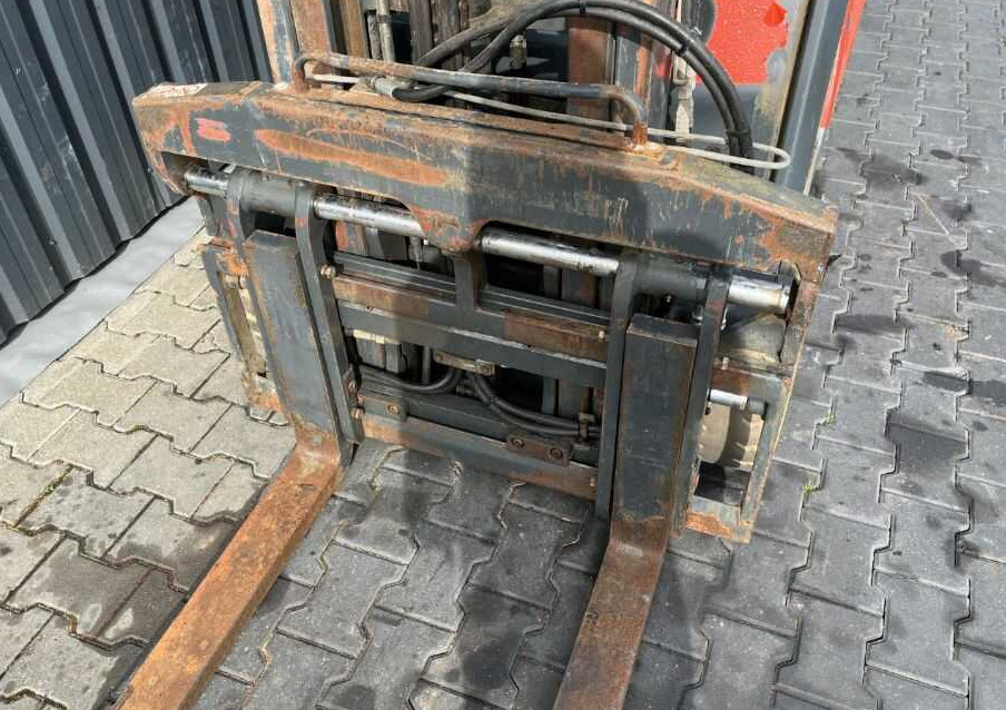 LPG forklift Linde H20T-01: picture 9