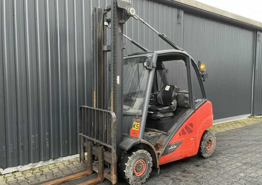 Linde H25D-02 - Diesel forklift: picture 1 Linde H25D-02 - Diesel forklift: picture 1