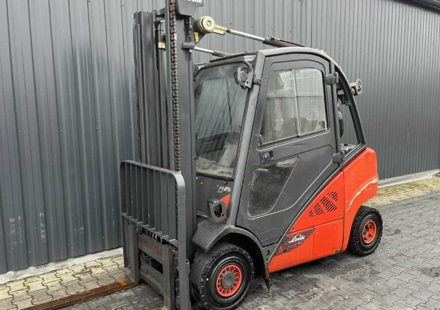 Linde H25D-02 - Diesel forklift: picture 1 Linde H25D-02 - Diesel forklift: picture 1