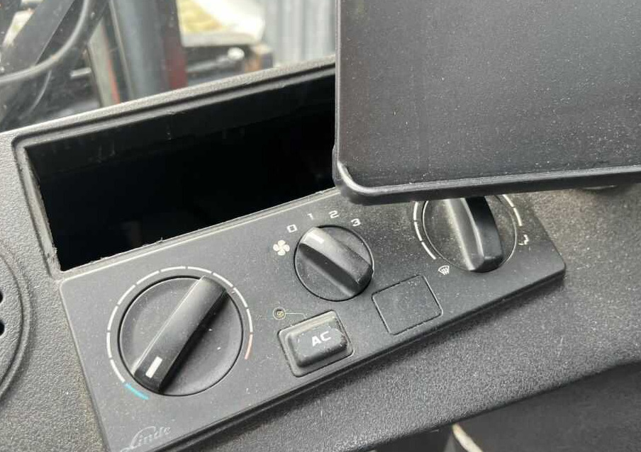 Linde H25T-02 - LPG forklift: picture 5 Linde H25T-02 - LPG forklift: picture 5