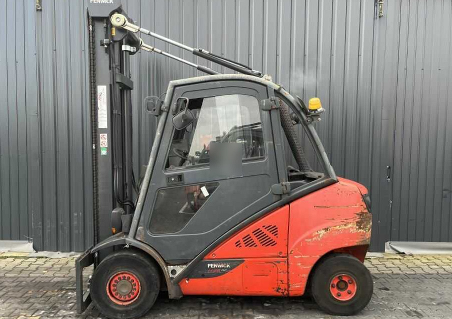 Linde H35D-02 - Diesel forklift: picture 2 Linde H35D-02 - Diesel forklift: picture 2