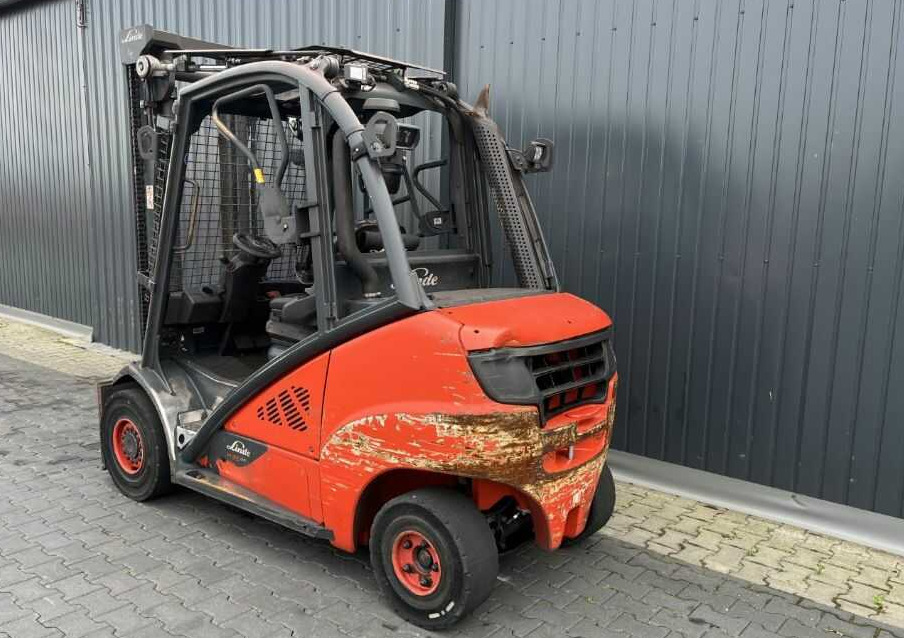 Linde H35D-02 - Diesel forklift: picture 3 Linde H35D-02 - Diesel forklift: picture 3