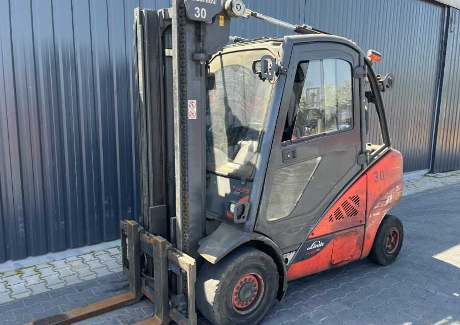 Linde H35D-02 - Diesel forklift: picture 5 Linde H35D-02 - Diesel forklift: picture 5