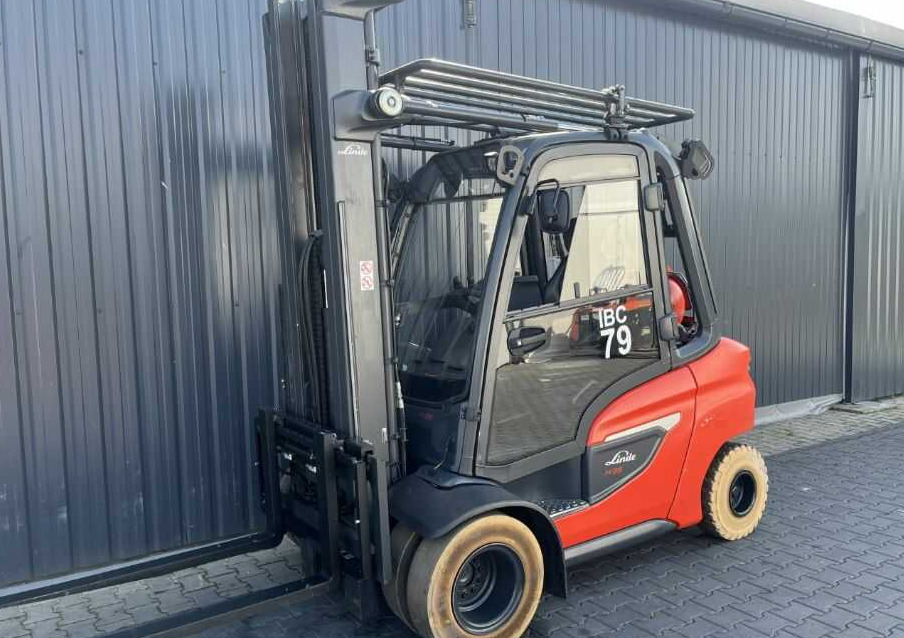 Linde H35T-01 - LPG forklift: picture 1 Linde H35T-01 - LPG forklift: picture 1