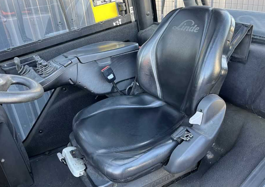 Linde H35T-02 - LPG forklift: picture 2 Linde H35T-02 - LPG forklift: picture 2