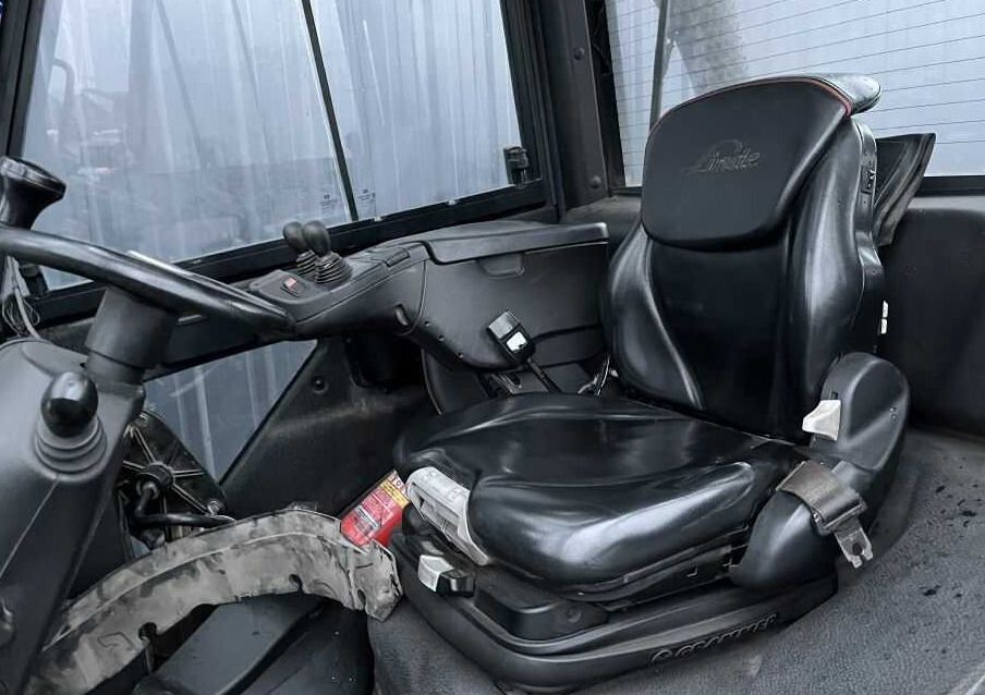 Linde H40D-02 - Diesel forklift: picture 5 Linde H40D-02 - Diesel forklift: picture 5