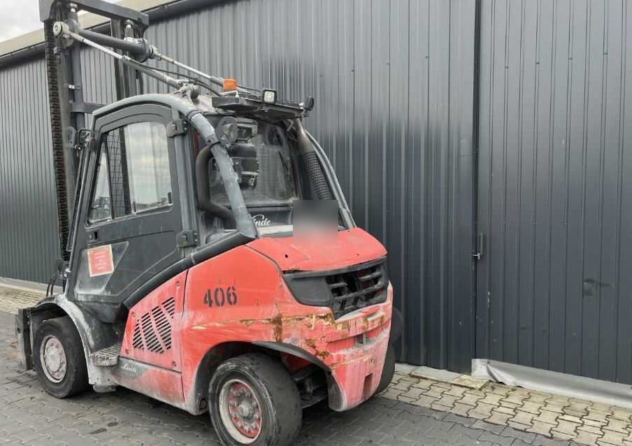 Linde H40D-02 - Diesel forklift: picture 3 Linde H40D-02 - Diesel forklift: picture 3