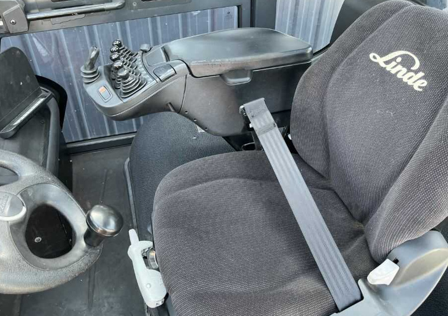 LPG forklift Linde H80T-02/900: picture 9 LPG forklift Linde H80T-02/900: picture 9