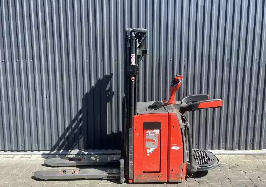Linde L14AP - Stacker: picture 2 Linde L14AP - Stacker: picture 2