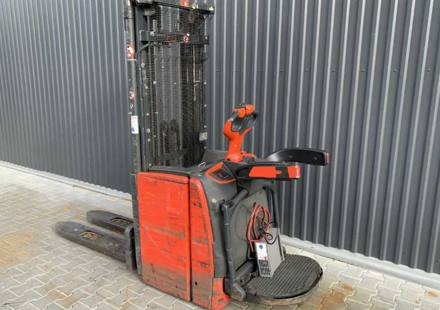 Linde L20AP - Stacker: picture 3 Linde L20AP - Stacker: picture 3