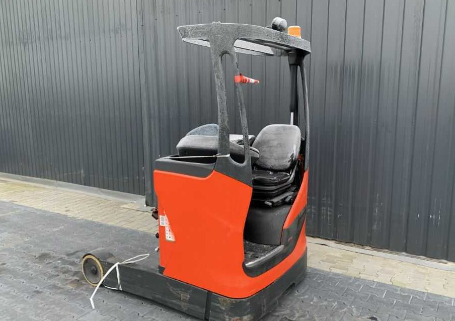 Linde R14-01 - Reach truck: picture 3 Linde R14-01 - Reach truck: picture 3