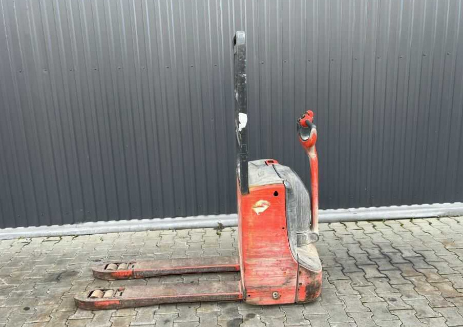 Linde T16 - Pallet truck: picture 2 Linde T16 - Pallet truck: picture 2