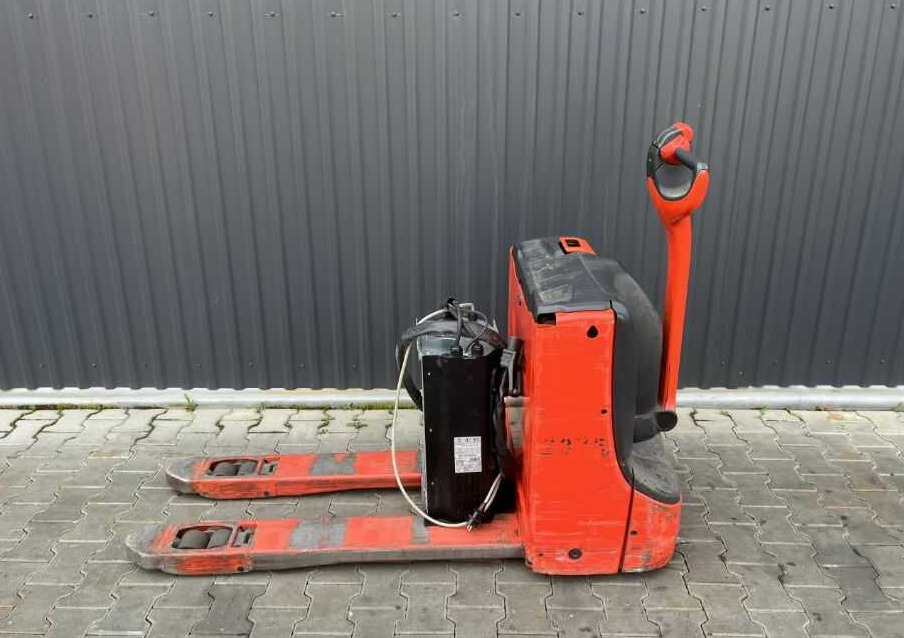 Linde T16 - Pallet truck: picture 2 Linde T16 - Pallet truck: picture 2