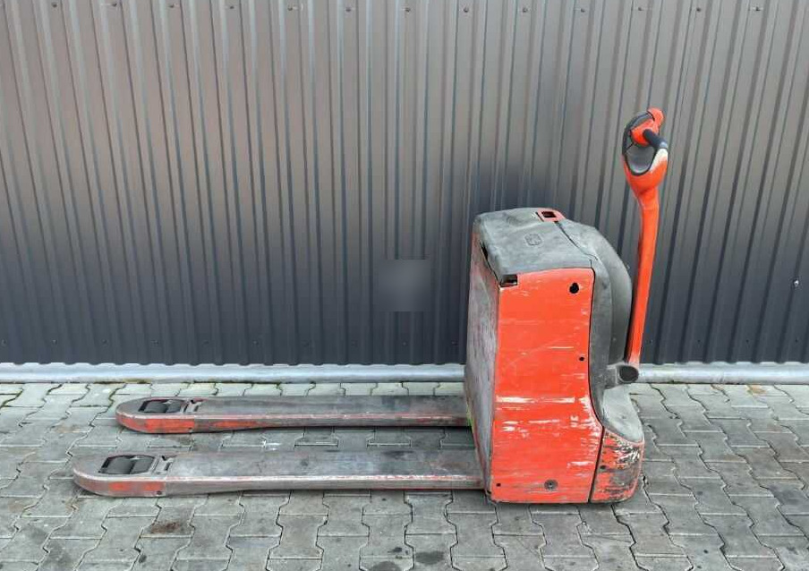 Linde T18 - Pallet truck: picture 2 Linde T18 - Pallet truck: picture 2