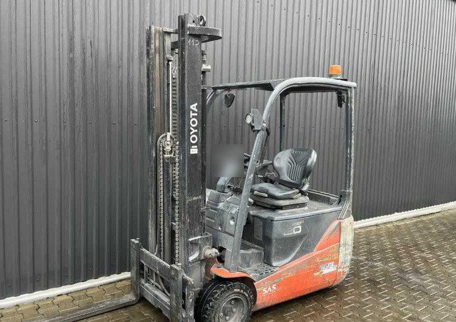 Toyota 8FBE20T - Electric forklift: picture 1 Toyota 8FBE20T - Electric forklift: picture 1