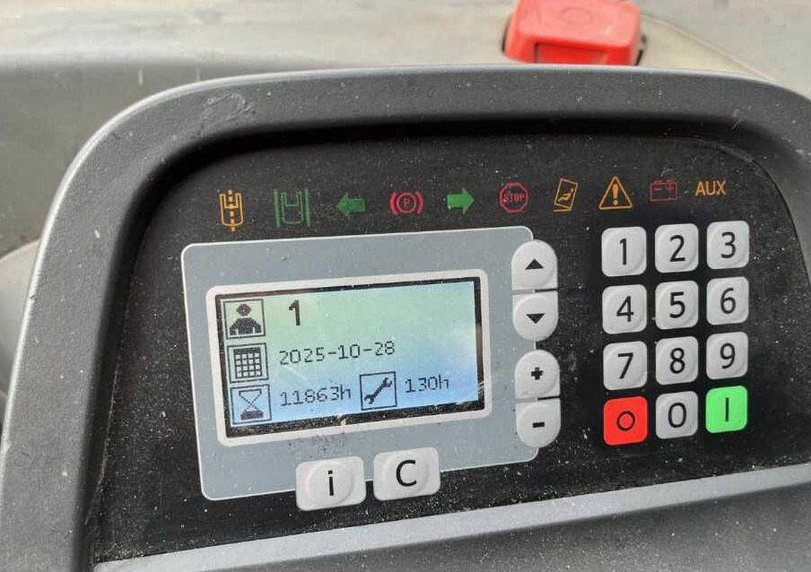 Reach truck Toyota RRE160H: picture 6