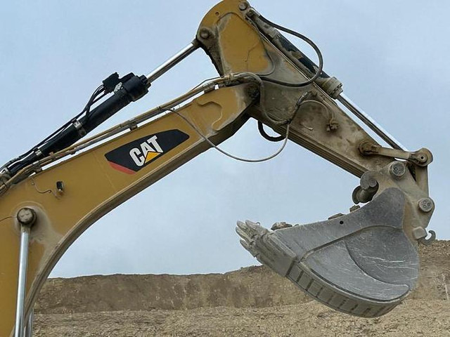 Caterpillar 374 LME - Crawler excavator: picture 3 Caterpillar 374 LME - Crawler excavator: picture 3