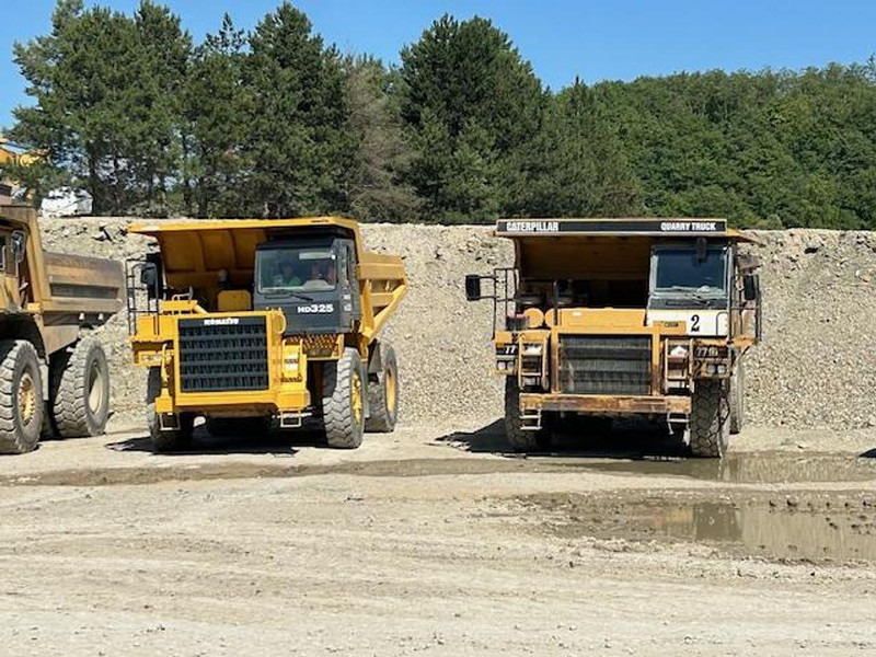 Leasing of Komatsu HD325-6KE Komatsu HD325-6KE: picture 16