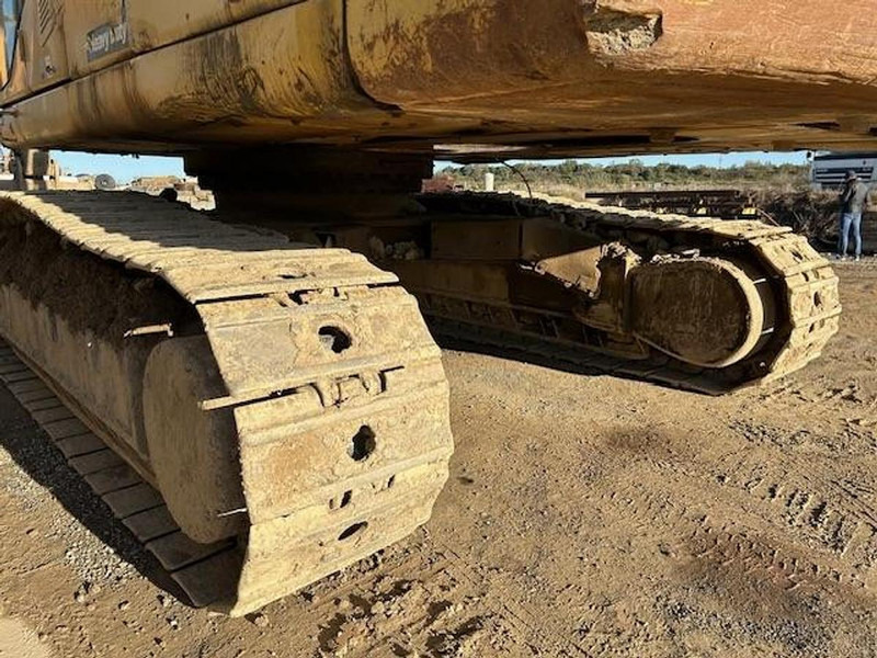 Komatsu PC450 - Crawler excavator: picture 4 Komatsu PC450 - Crawler excavator: picture 4