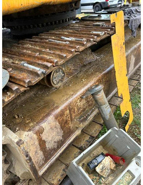 Spare parts for Crawler excavator Liebherr R954: picture 7