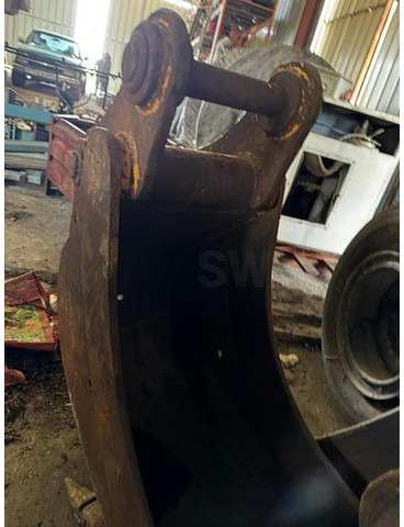 Volvo EC220 - Bucket: picture 3 Volvo EC220 - Bucket: picture 3