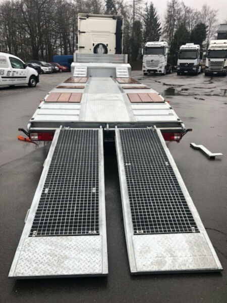 Low loader semi-trailer for transportation of heavy machinery 2 Axle Lowloader: picture 6