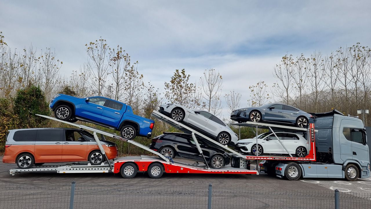 Autotransporter semi-trailer Vega Trailer 2 Axle Jeep Transporter (Vehicles): picture 19 Autotransporter semi-trailer Vega Trailer 2 Axle Jeep Transporter (Vehicles): picture 19
